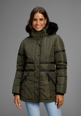 LAURA SCOTT Winter Jacket in Green: front