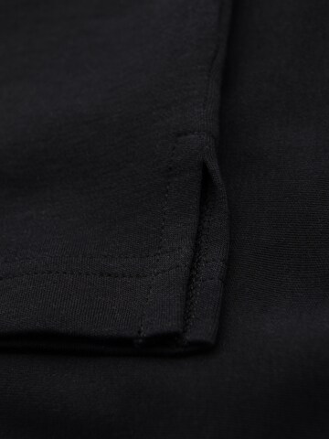 Maglietta di Ombre in nero