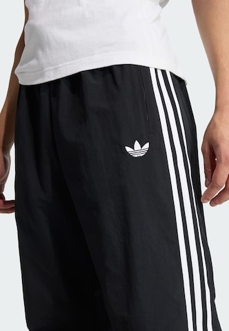 Effilé Pantalon 'Firebird' ADIDAS ORIGINALS en noir