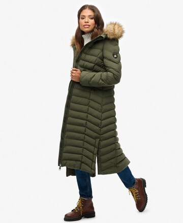 Superdry Tussenmantel in Groen