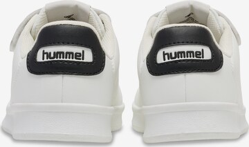 Hummel Сникърси 'Busan' в бяло