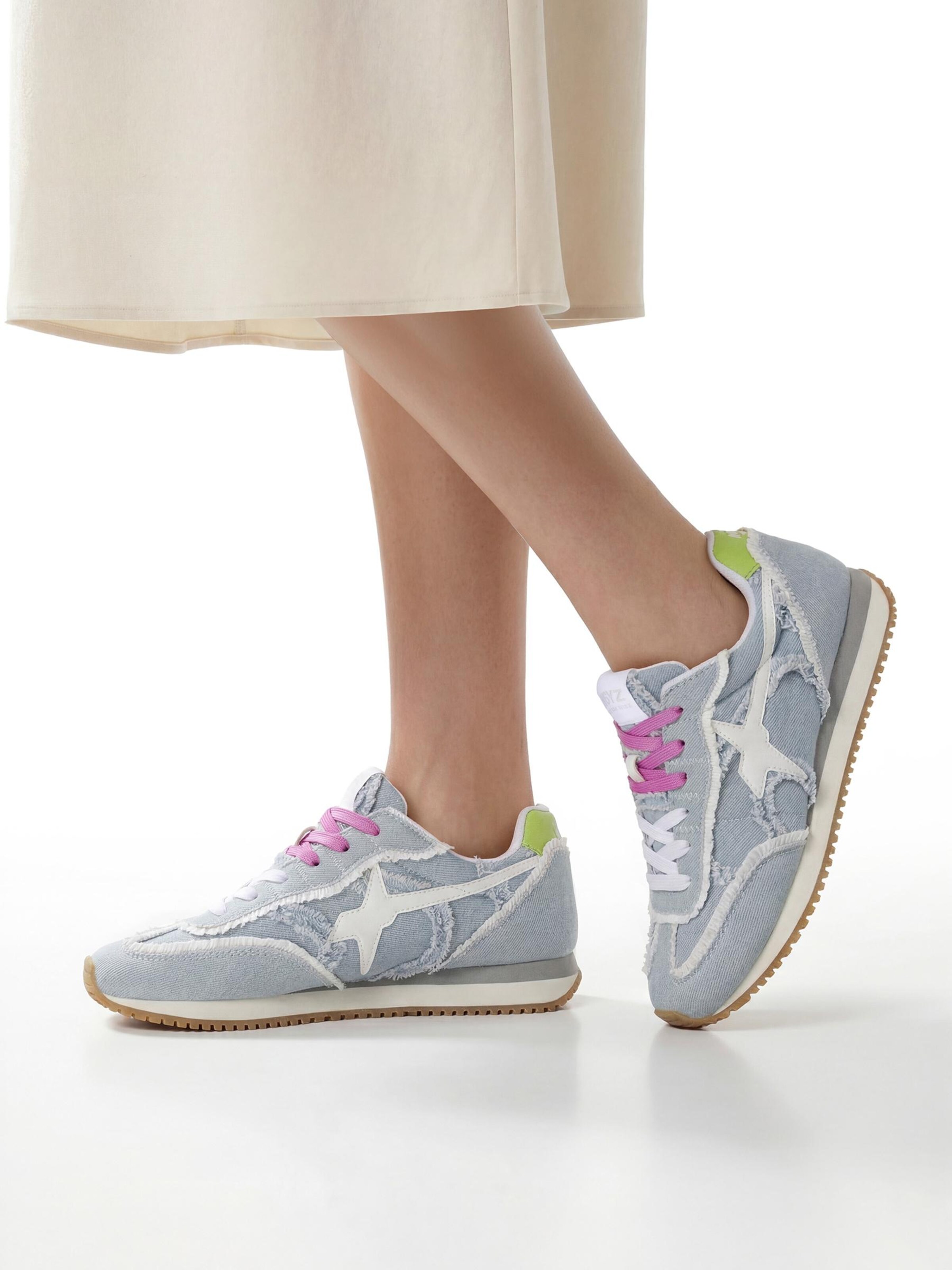 W6YZ Platform trainers 'SAMOA-UNI.' in Blue: front