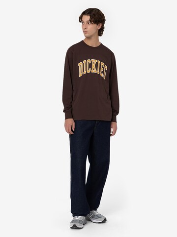 DICKIES - Sweatshirt 'AITKIN' em castanho