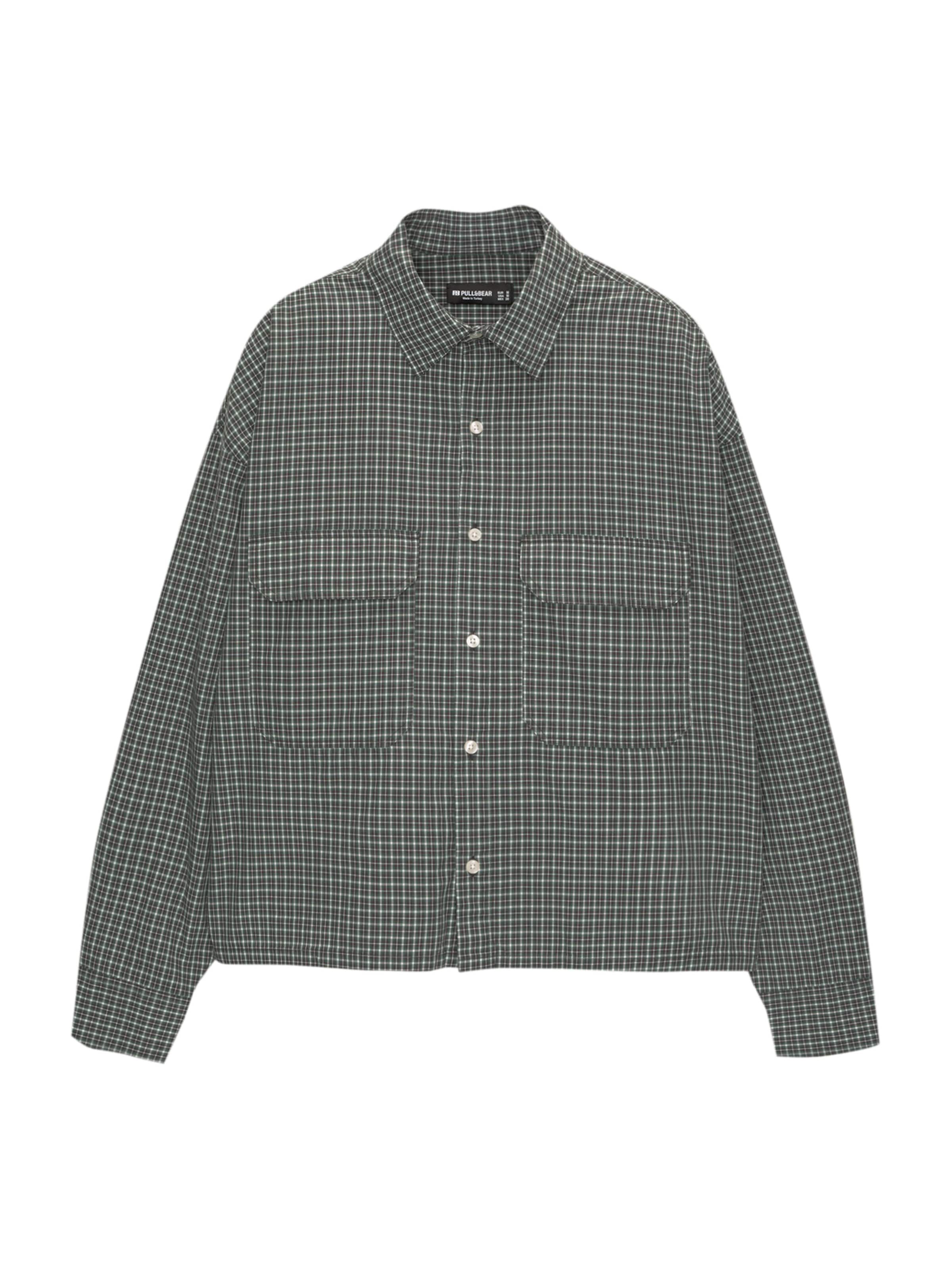 Pull&Bear Comfort fit Button Up Shirt in Green: front