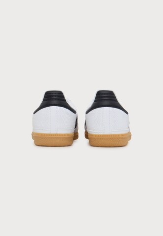 ADIDAS ORIGINALS - Sapatilhas 'SAMBA' em branco