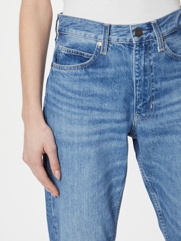 Calvin Klein جينز واسع جينز بلون أزرق
