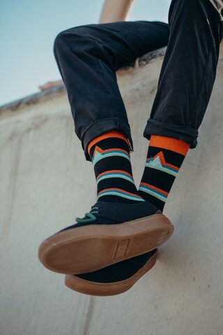 GREENBOMB Socken 'Abstract Mountain' in Schwarz