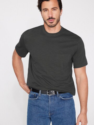 Tezenis Shirt in Grey: front