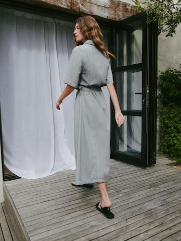 Abito camicia 'N.Premium' di Next in grigio