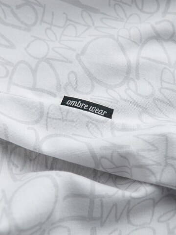 T-Shirt Ombre en blanc