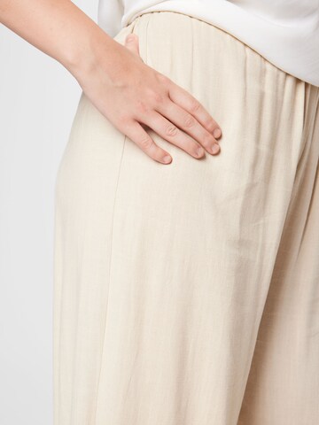 Nasty Gal Plus - Pierna ancha Pantalón en beige