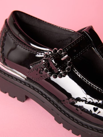 Lipsy Félcipő - fekete