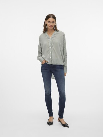VERO MODA Bluse 'Bumpy' i grøn