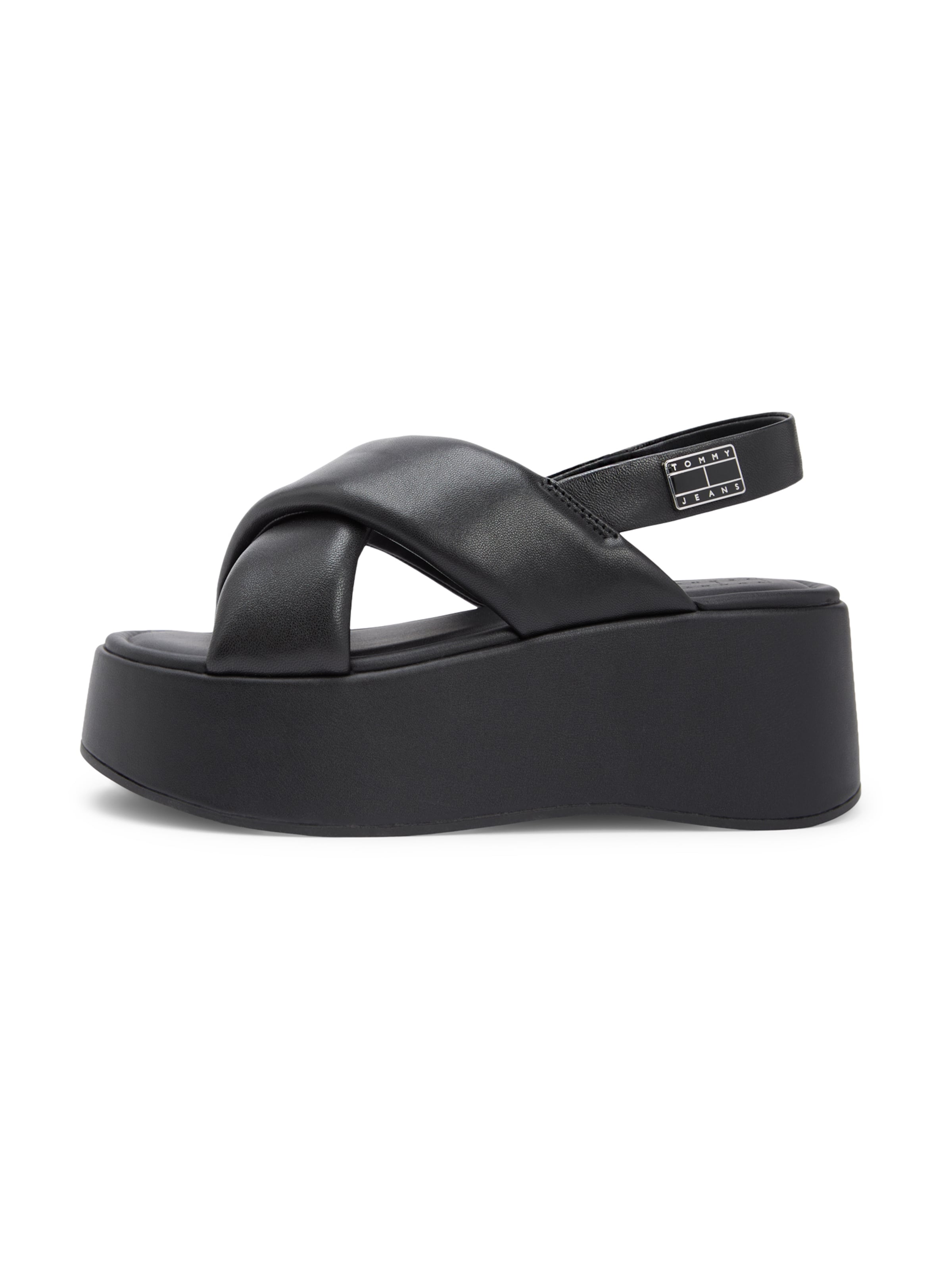 Sandale de la Tommy Jeans pe negru: față