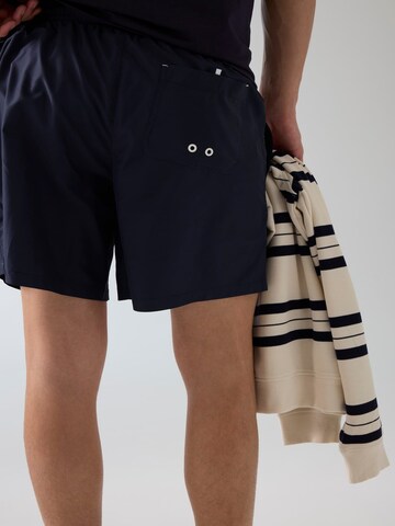 GUESS Board Shorts in Blue