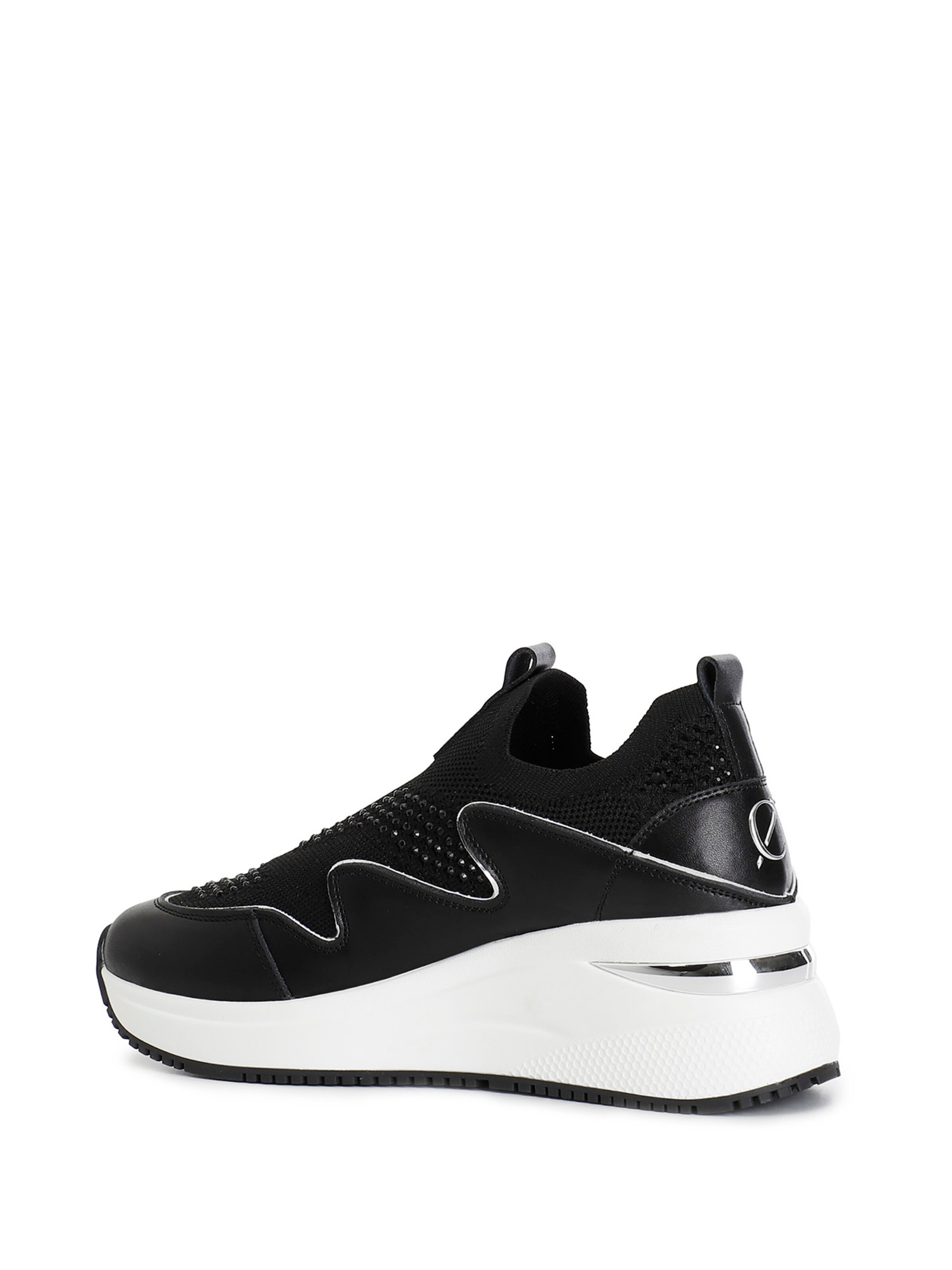 Sneaker bassa di CAFè NOIR in nero