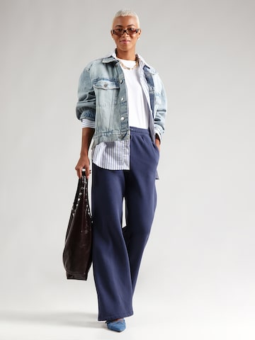 Abercrombie & Fitch Normální Kalhoty – modrá