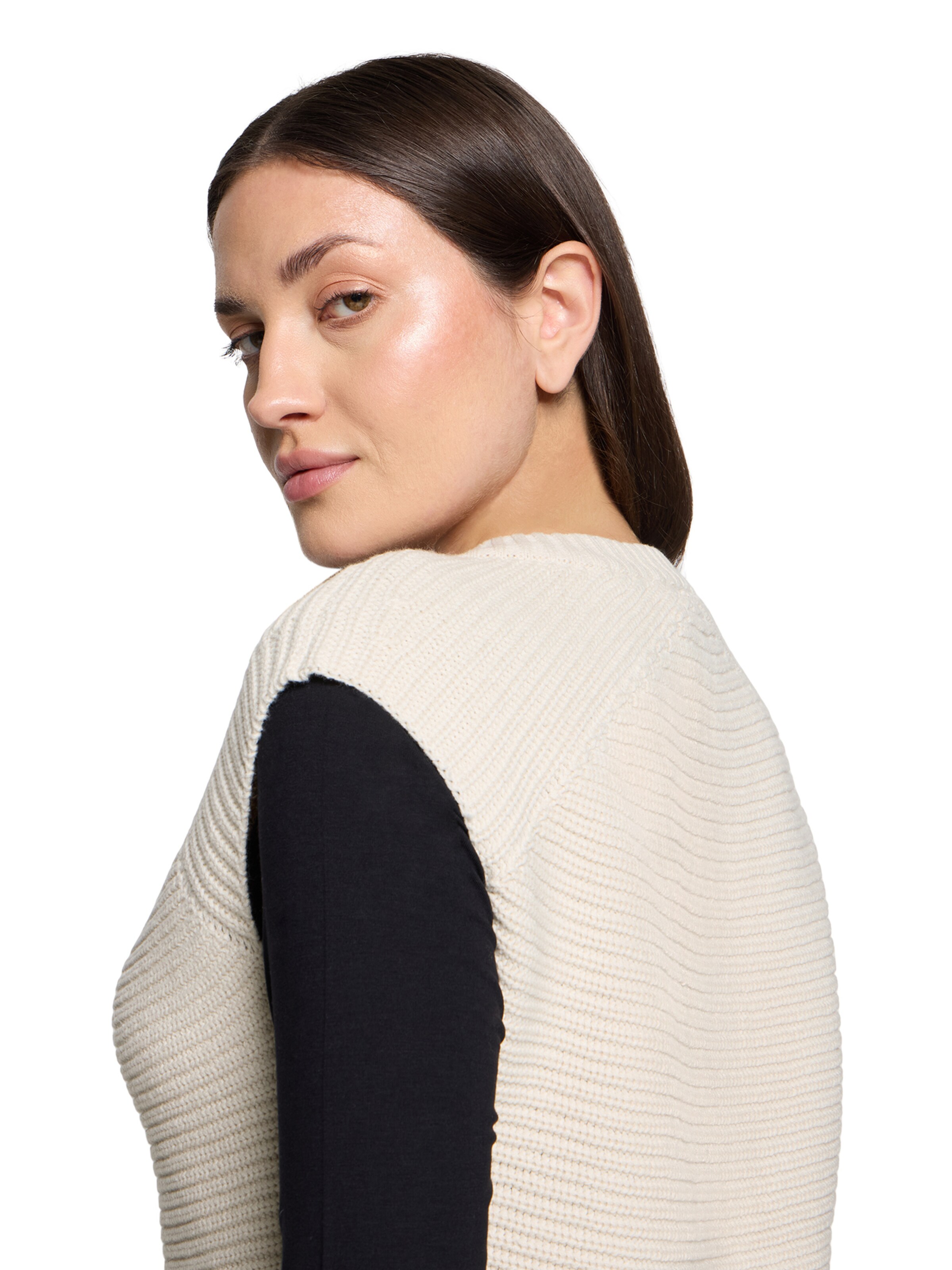 Betty Barclay Knit cardigan in Beige