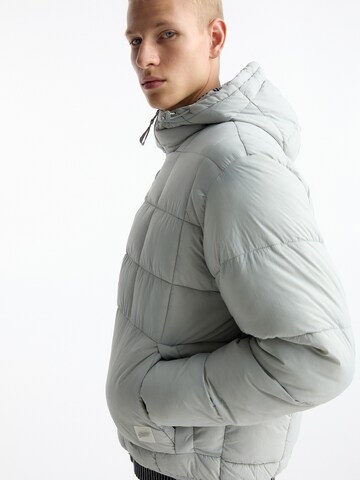 Pull&Bear Tussenjas in Grijs