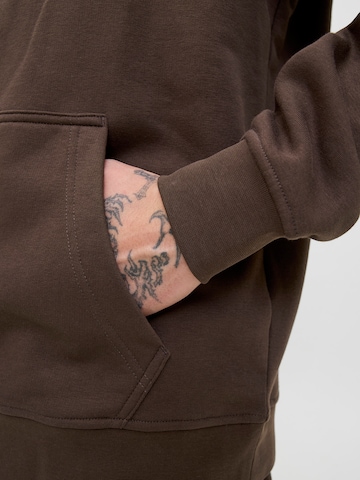 JACK & JONES Sweatshirt 'JJESOHO' i brun