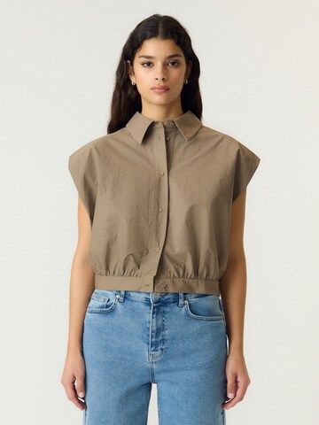 YAS Blouse 'TIMBER' in Bruin: voorkant