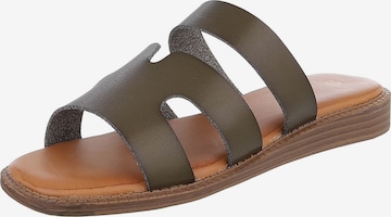 Ital-Design Mules in Green: front