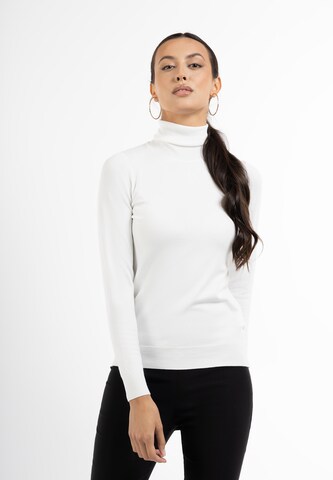 faina Sweater 'Minya' in White: front