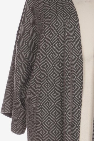 TRIANGLE Sweater & Cardigan in 7XL in Grey