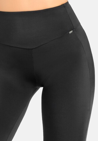Skinny Leggings TEYLI en noir