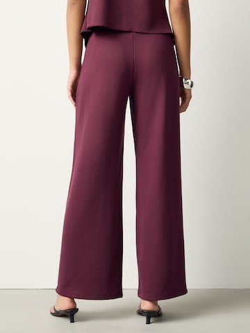 Loosefit Pantaloni di Next in rosso