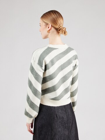 VERO MODA Свитер в Бежевый
