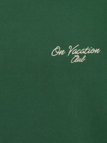 On Vacation Club Sweatshirt in Green