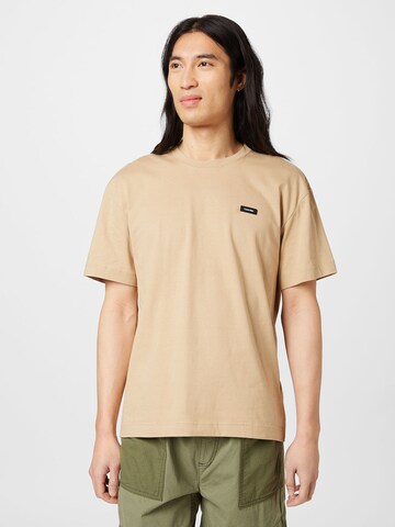 Calvin Klein Paita värissä beige: edessä