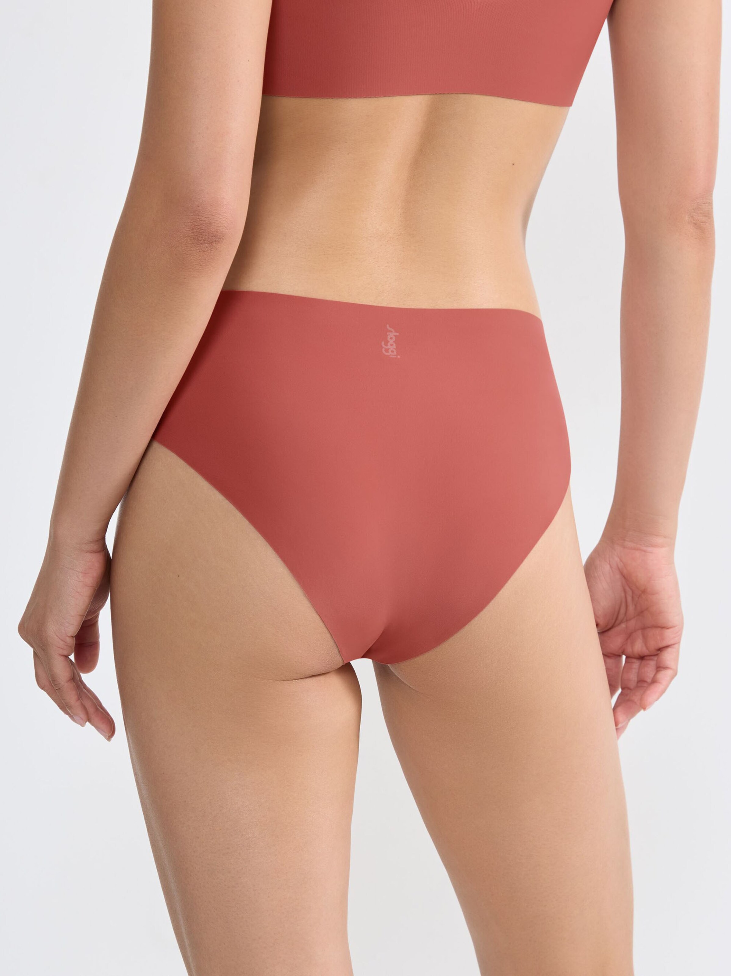 SLOGGI - Cueca ' ZERO Feel 2.0 High Leg ' em laranja