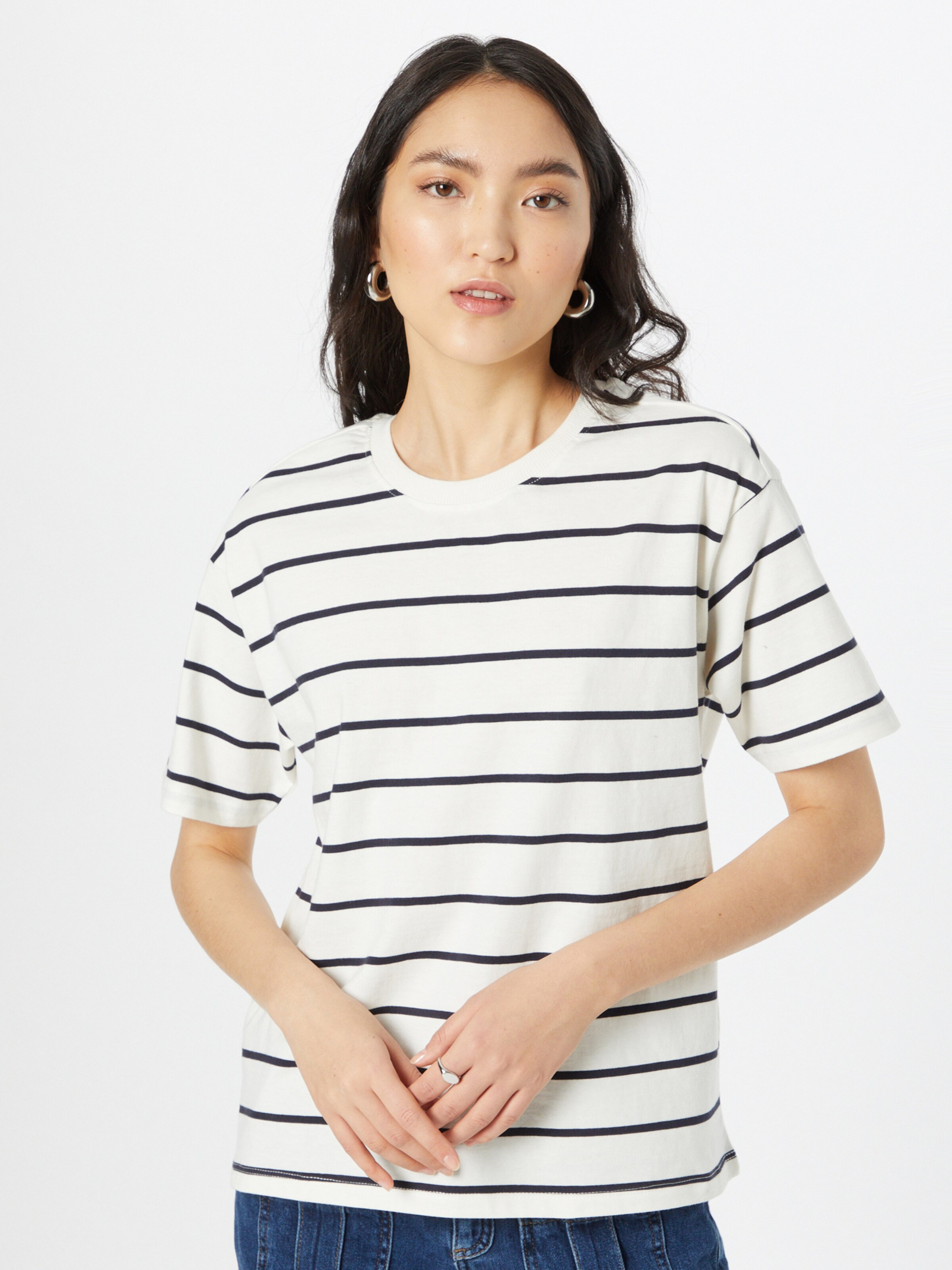 Frauen Shirts & Tops ONLY T-Shirt 'INKA' in Weiß - HD10796