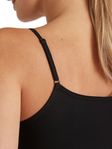 FALKE Undershirt in Black