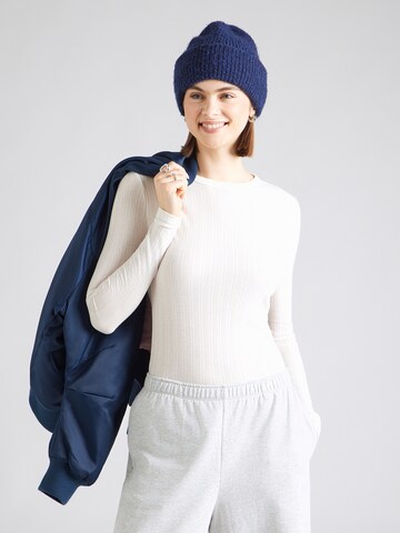 GAP - Camiseta 'ESSENTIAL POINTELLE' en blanco: frente