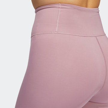 ADIDAS SPORTSWEAR Skinny Sportshorts in Lila