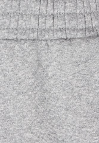 Effilé Pantalon 'Fashion Look' faina Athlsr en gris