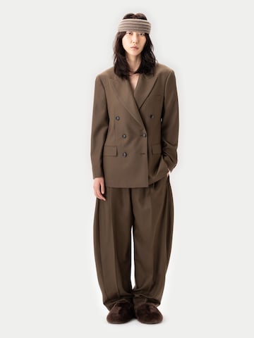 GOBI Cashmere Kavaj 'Double-Breasted Cashmere Suit Blazer' i brun