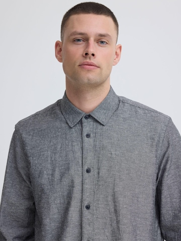 Regular fit Camicia ' BHAban Slub Linen Mix ' di BLEND in nero