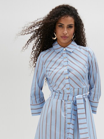 Abito camicia di Lola Casademunt in blu