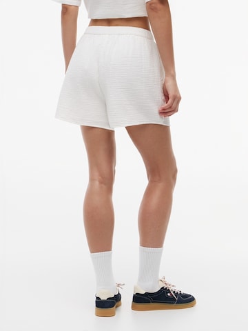 Tommy Jeans Свободный крой Штаны в Белый