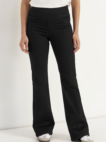 Cellbes of Sweden Flared Jeggings in Zwart: voorkant