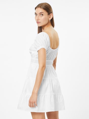 HOLLISTER - Vestido en blanco