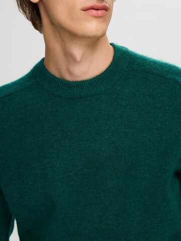 SELECTED HOMME Pullover in Grün