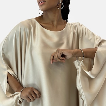 Elara Kleid in Beige