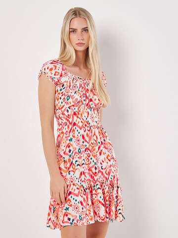 Robe ' ' Apricot en beige