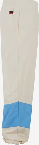 FUBU - Loosefit Pantalón en beige