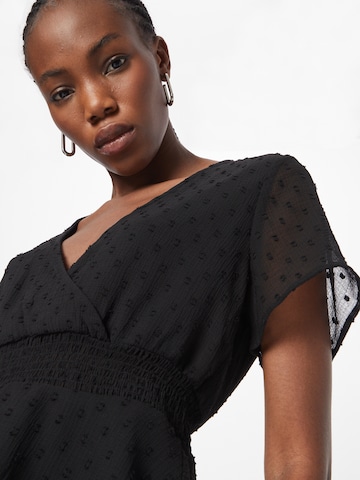 ABOUT YOU - Blusa 'Janay' em preto